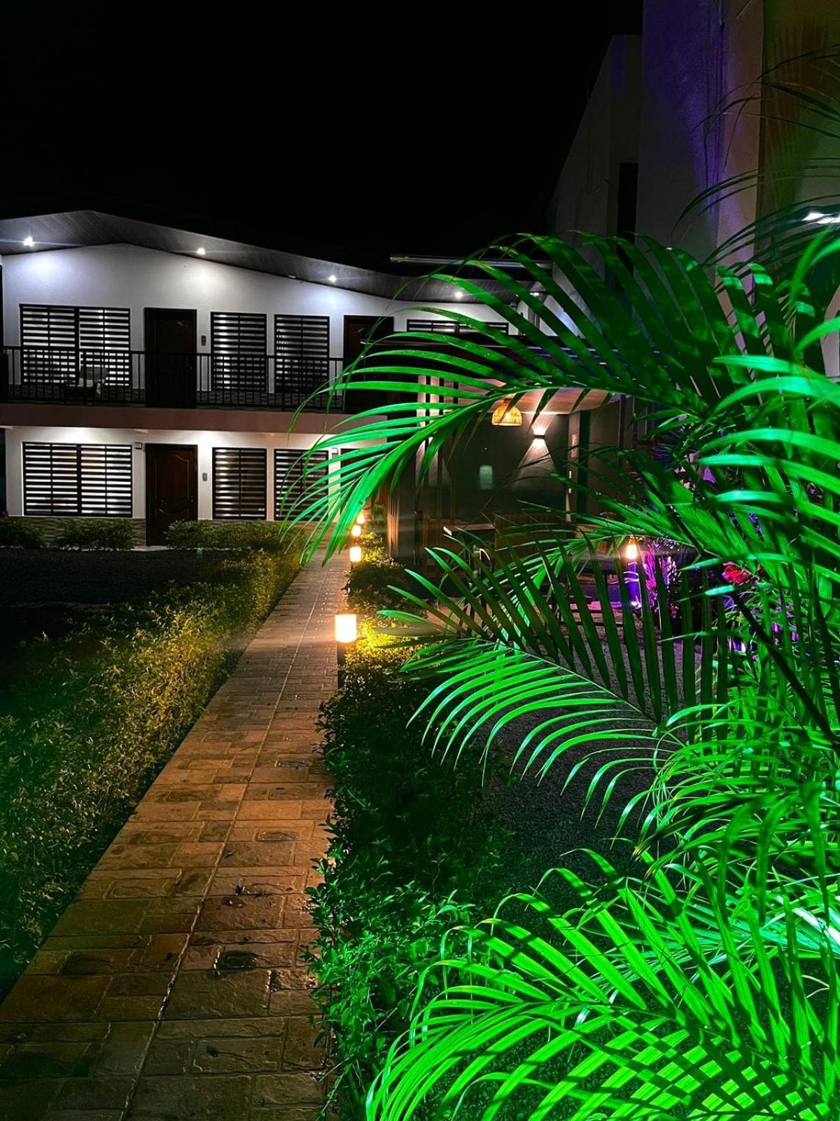 Mevak Apartments Suites La Fortuna المظهر الخارجي الصورة
